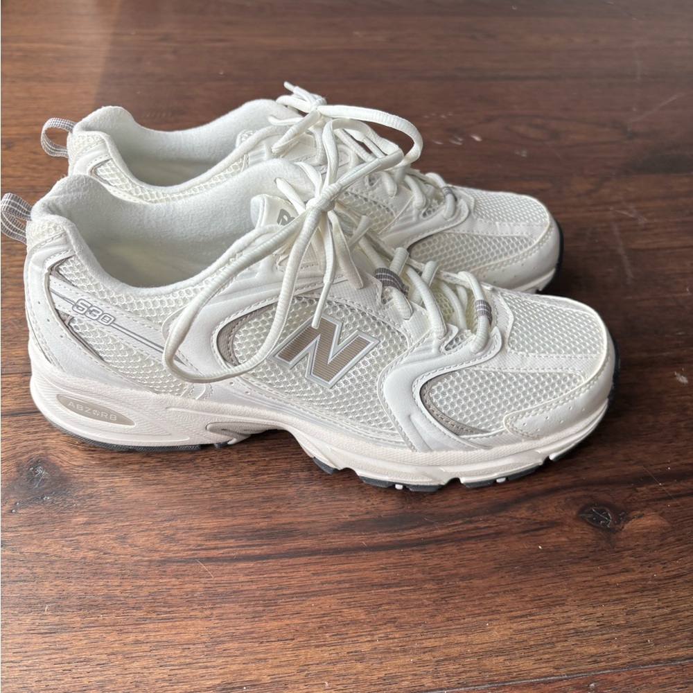 New Balance 530s Limited Edition